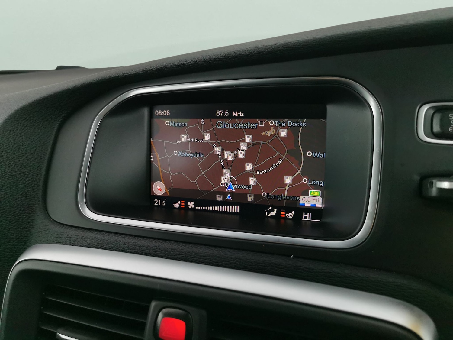 Used Volvo V40 2018 for sale - 77170847: Photo 5