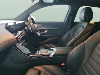 Used Mercedes-Benz EQC 2022 for sale - 77778895: Photo