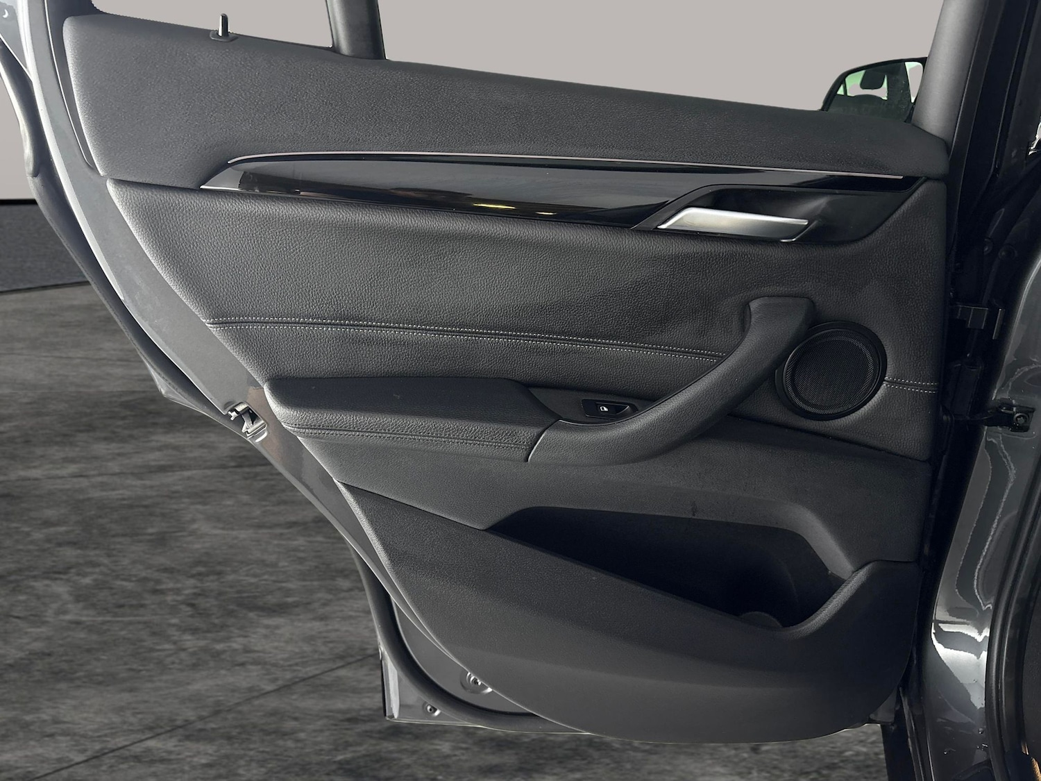 Vehicle 39