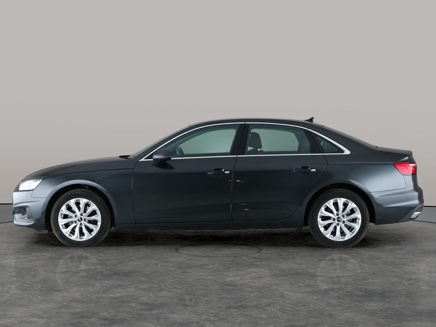 Used Audi A4 2021 for sale - 76762986: Photo 13