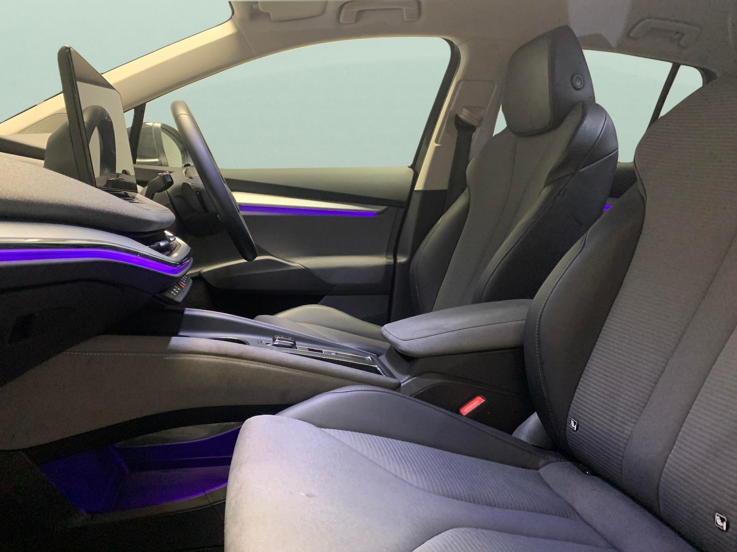 Used Skoda Enyaq 2021 for sale - 77902136: Photo 4