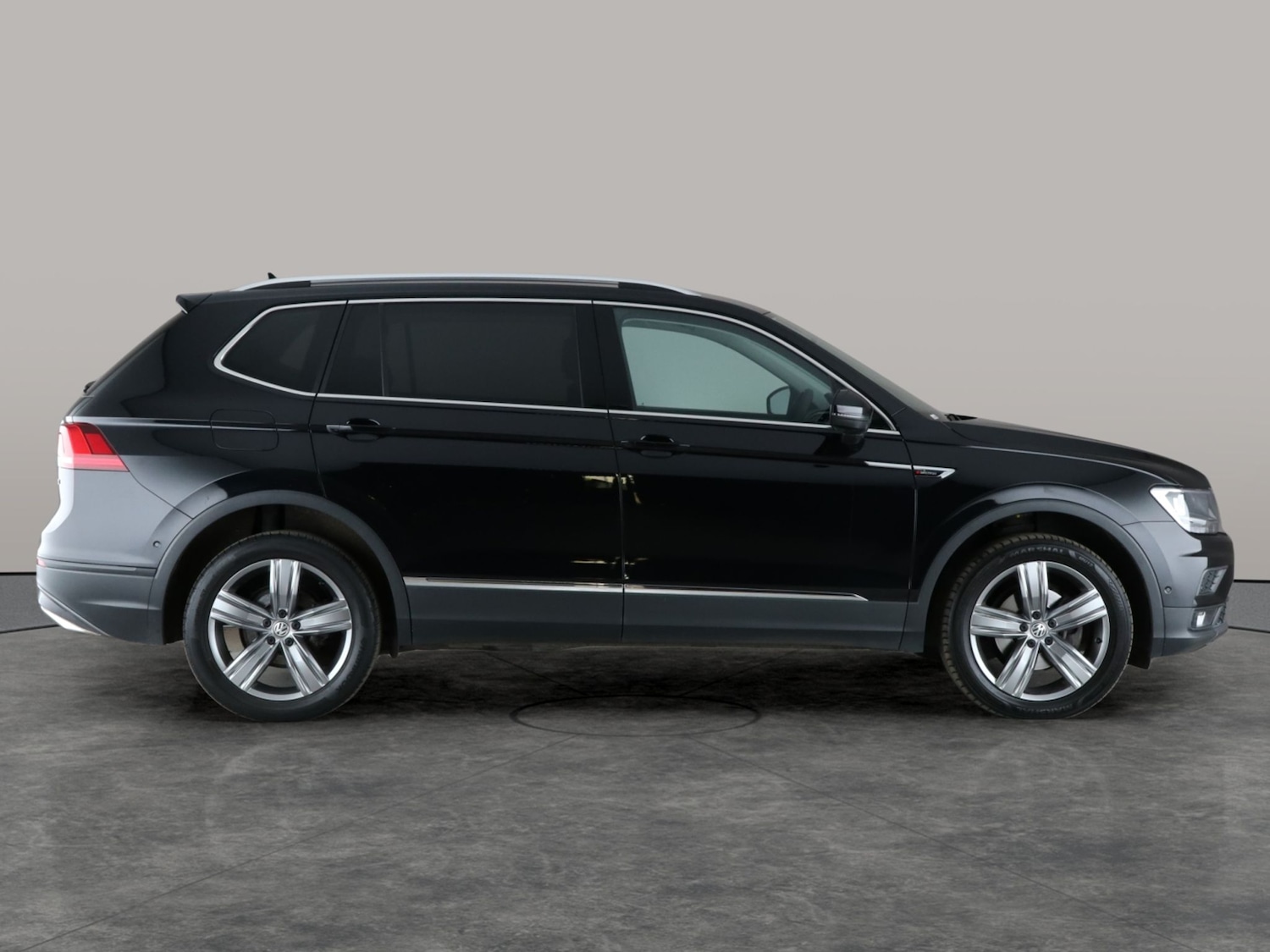 Used Volkswagen Tiguan Allspace 2021 for sale - 76176827: Photo 9