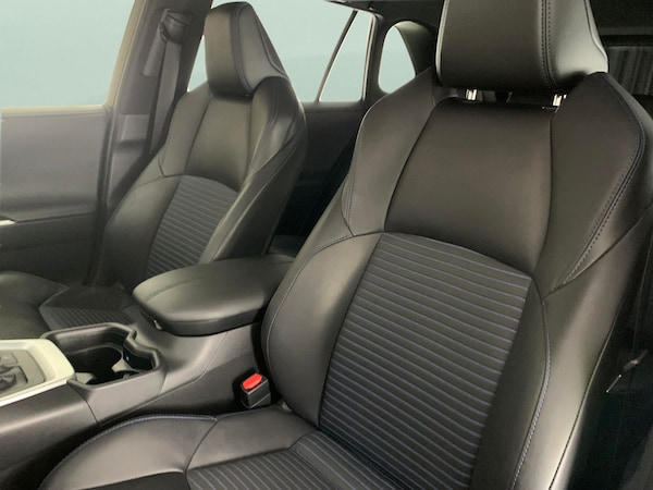 Used Toyota RAV4 2021 for sale - 76222324: Photo 28