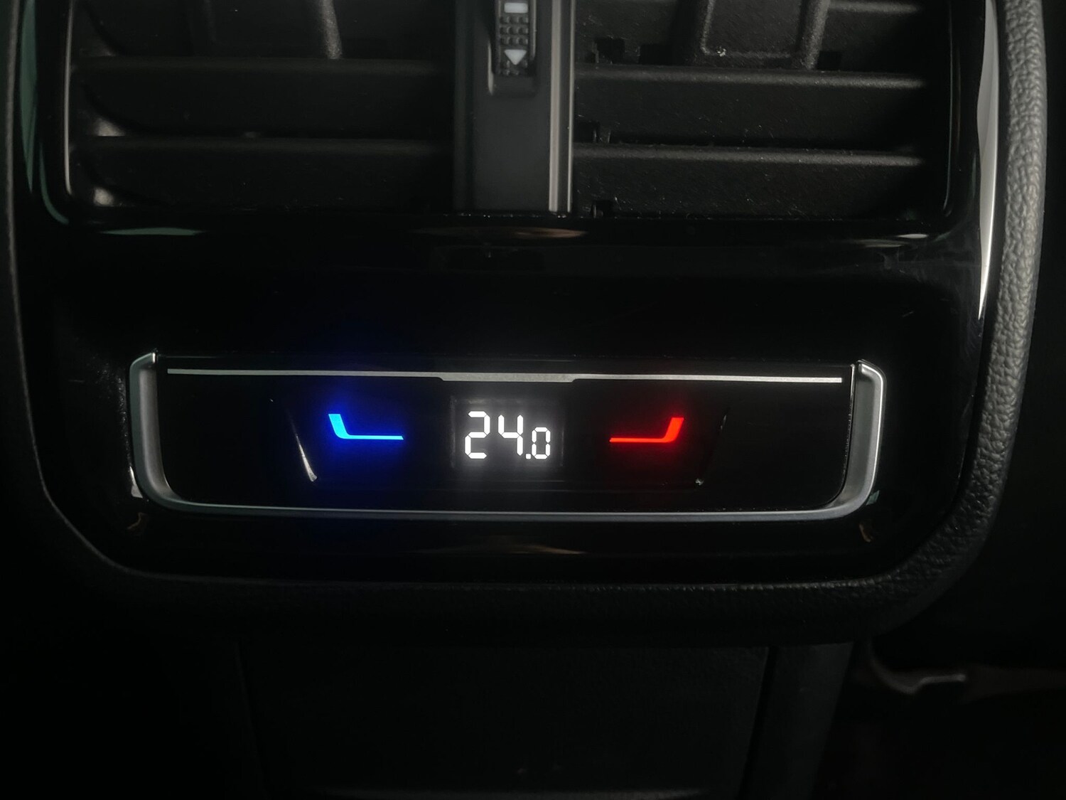 Used Volkswagen Passat 2023 for sale - 77568182: Photo 15