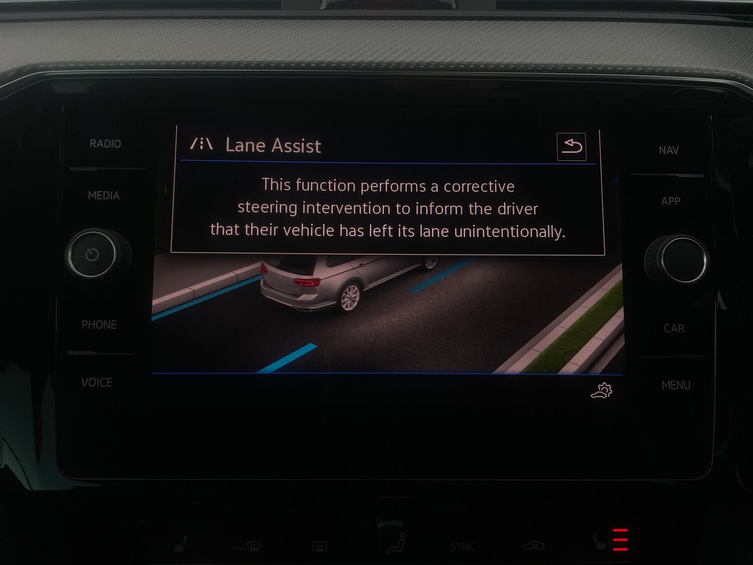 Used Volkswagen Passat 2023 for sale - 77568182: Photo 27