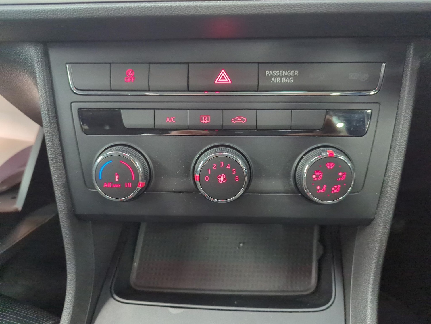 Used SEAT Leon 2019 for sale - 77333576: Photo 19