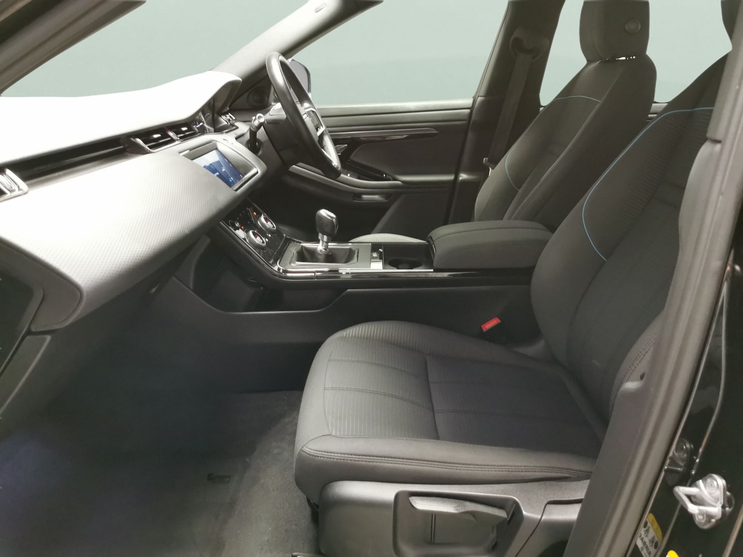 Used Land Rover Range Rover Evoque 2021 for sale - 76682199: Photo 4