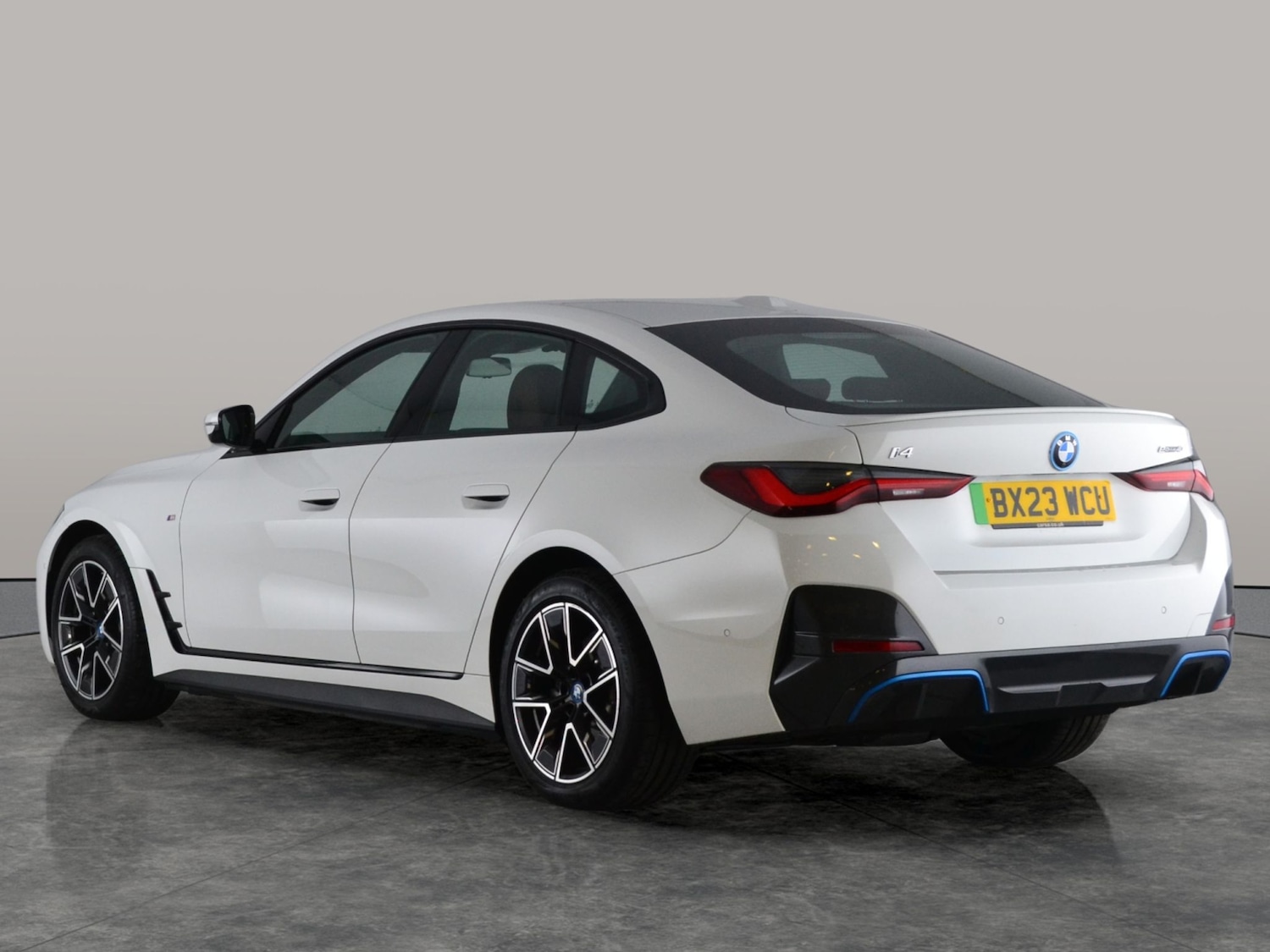 Used BMW i4 2023 for sale - 77771606: Photo 10