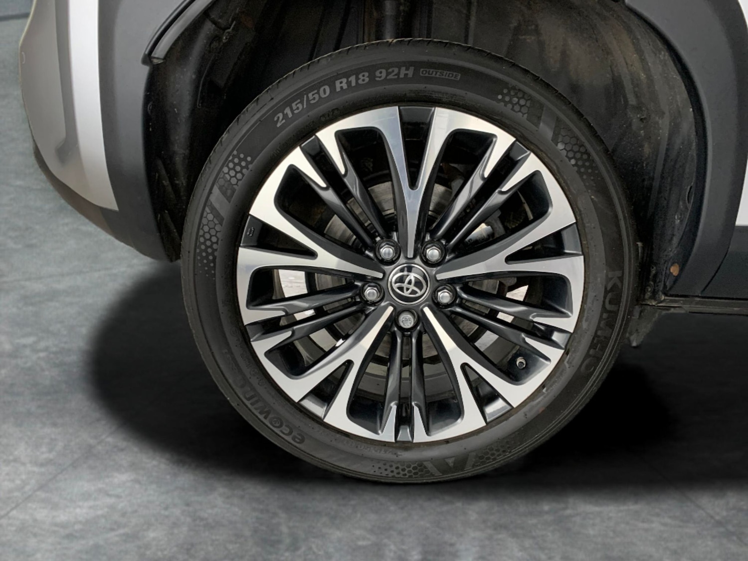 Used Toyota Yaris Cross 2022 for sale - 76171459: Photo 32