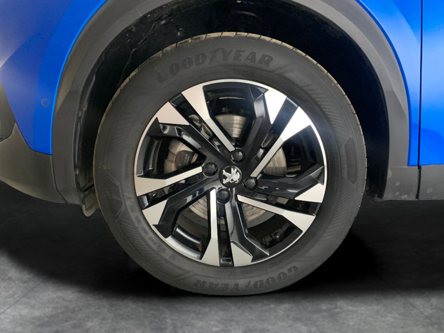 Used Peugeot E-2008 2022 for sale - 76182303: Photo 28