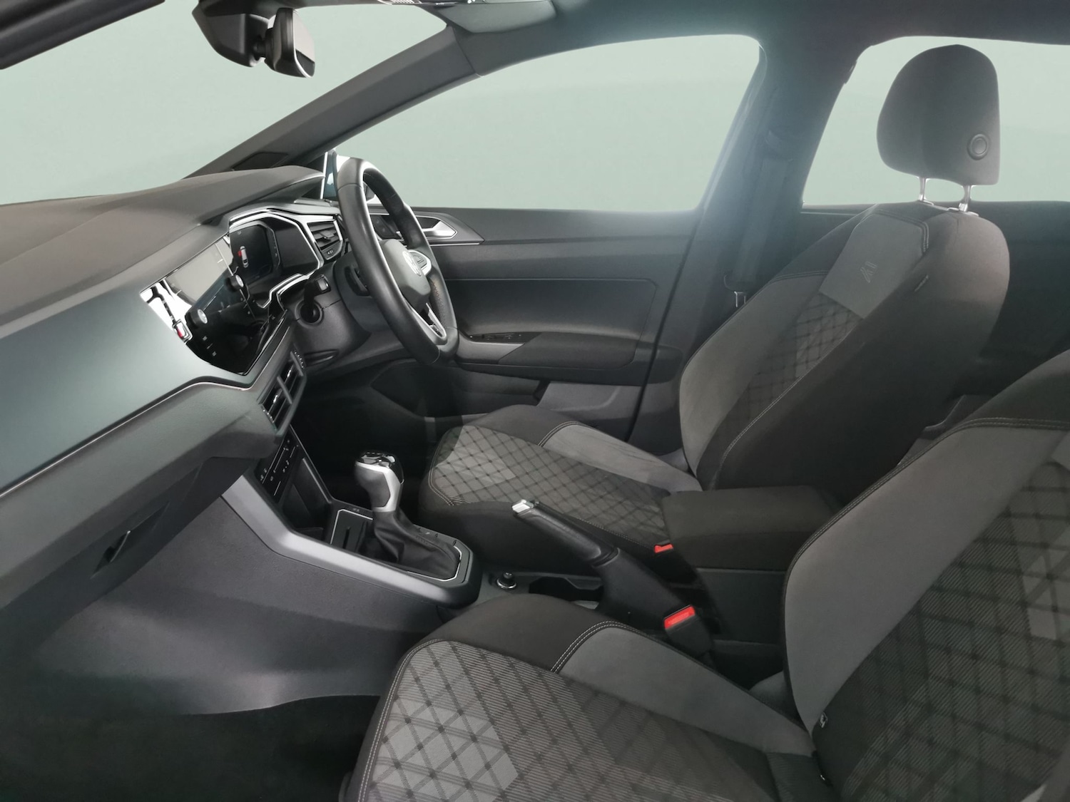 Used Volkswagen Polo 2023 for sale - 76668577: Photo 4