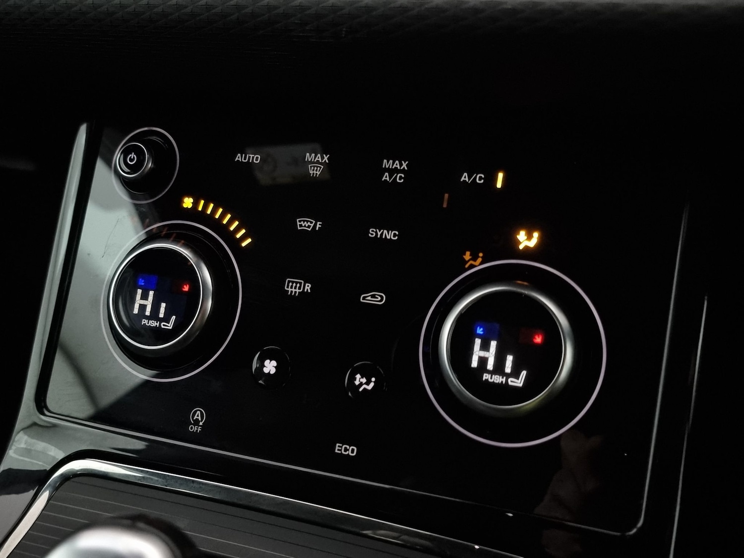 Used Land Rover Range Rover Evoque 2023 for sale - 76332922: Photo 21