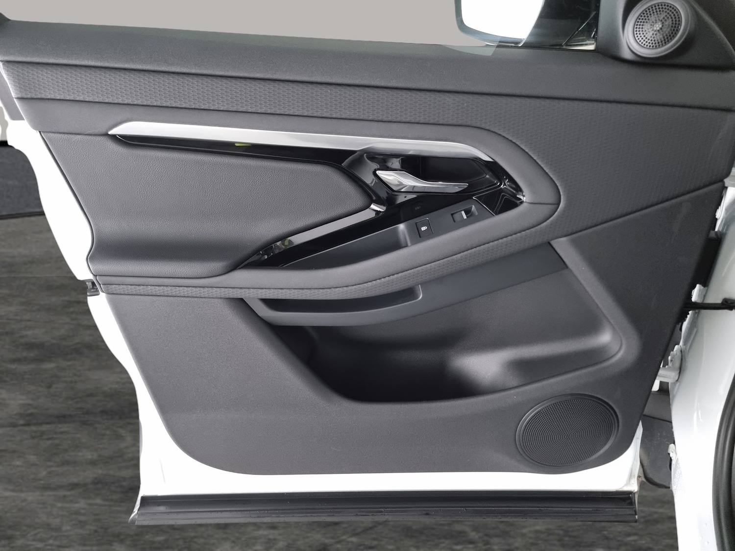 Used Land Rover Range Rover Evoque 2023 for sale - 76332922: Photo 33