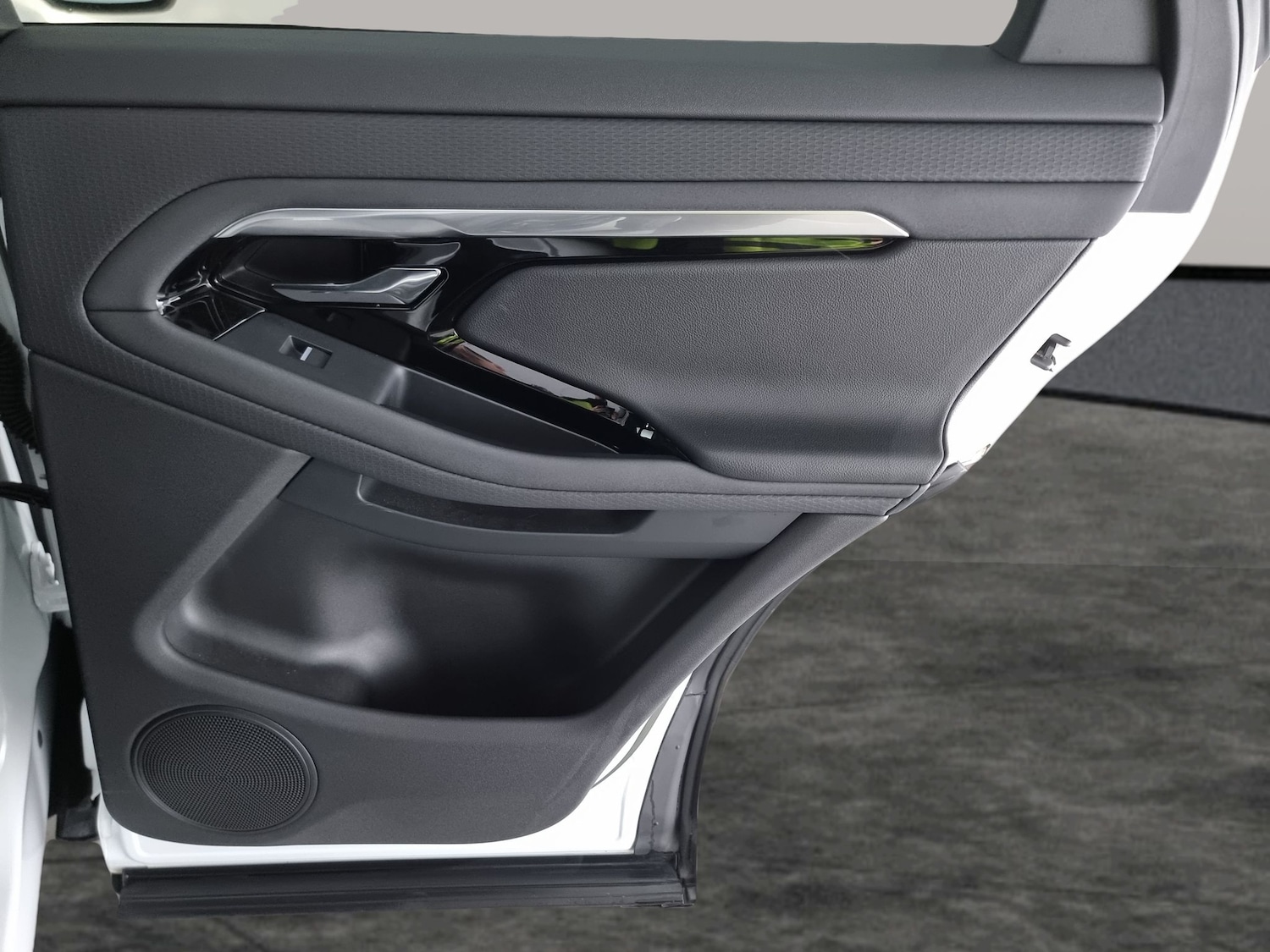 Used Land Rover Range Rover Evoque 2023 for sale - 76332922: Photo 36