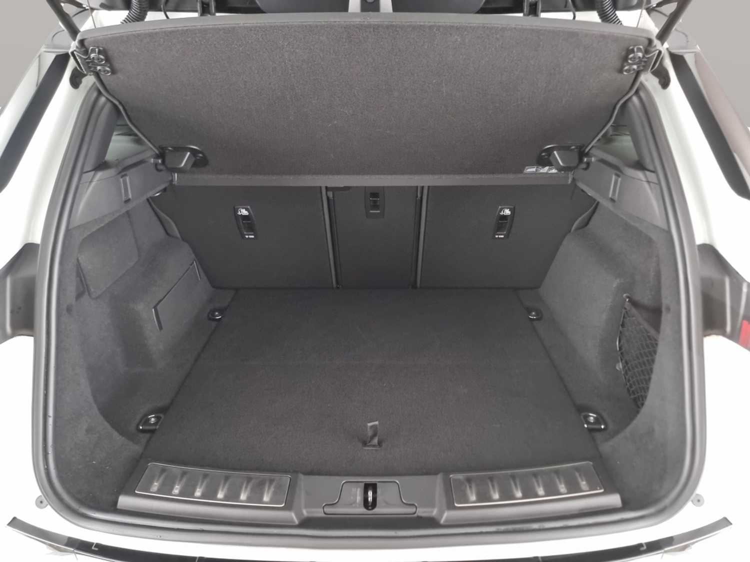 Used Land Rover Range Rover Evoque 2023 for sale - 76332922: Photo 41