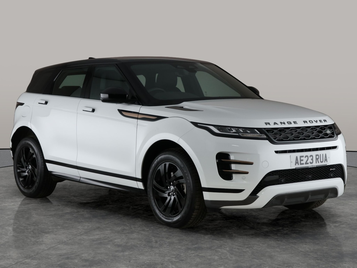 Used Land Rover Range Rover Evoque 2023 for sale - 76332922: Photo 9