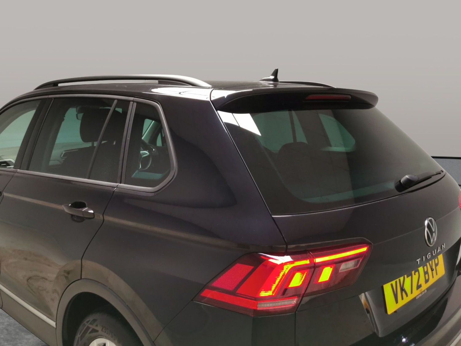 Used Volkswagen Tiguan 2022 for sale - 76922179: Photo 14