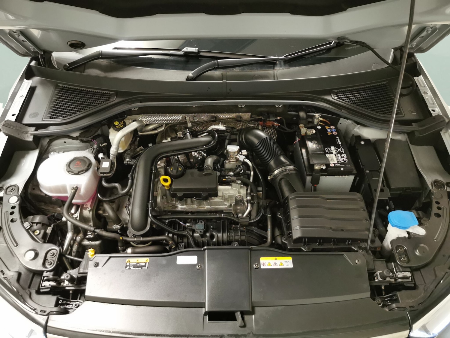 Used Volkswagen T-Roc 2023 for sale - 76782042: Photo 37