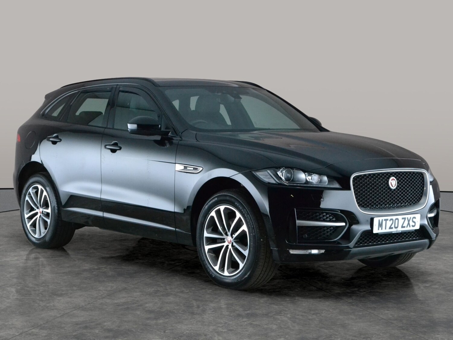 Used Jaguar F-Pace 2020 for sale - 77810629: Photo 8