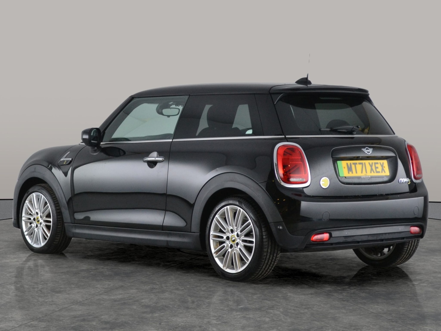 Used MINI Hatch 2021 for sale - 76978235: Photo 8