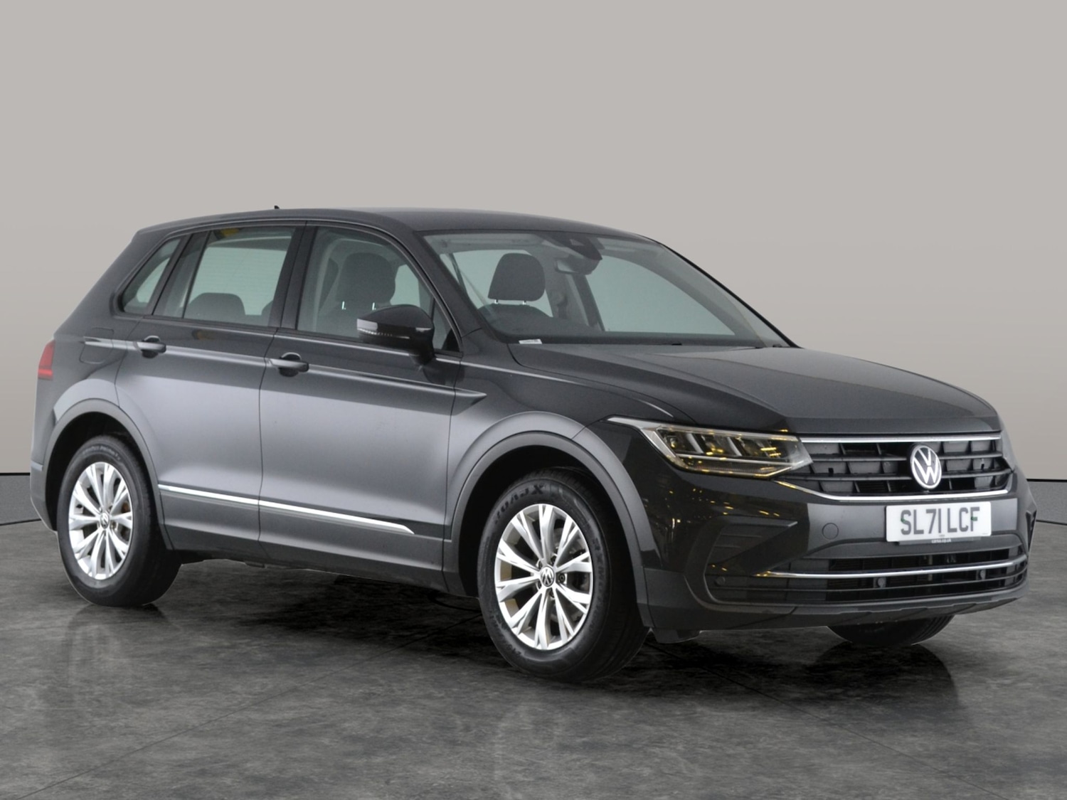 Used Volkswagen Tiguan 2021 for sale - 77399444: Photo 11