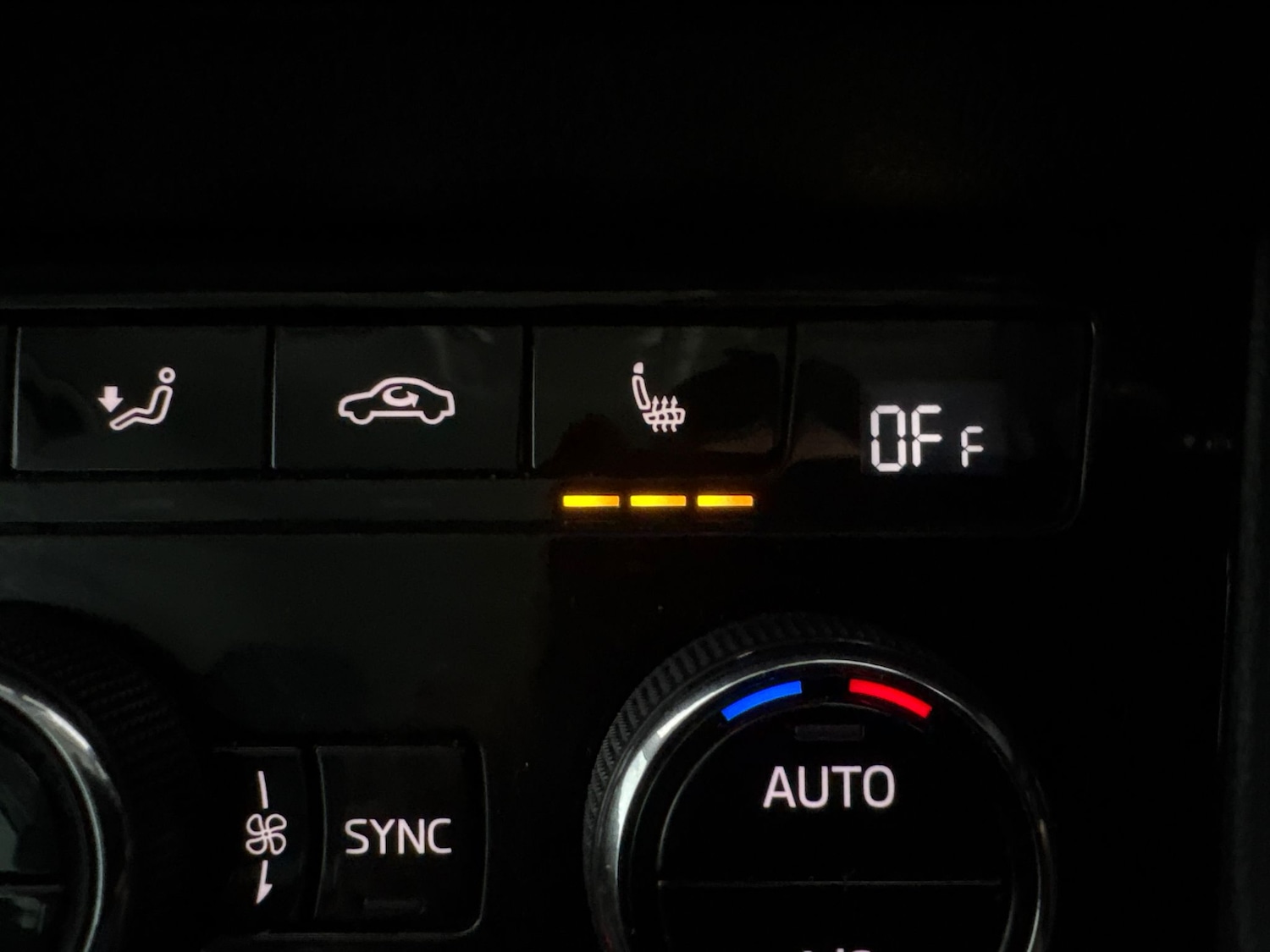 Used Skoda Karoq 2021 for sale - 76288417: Photo 21