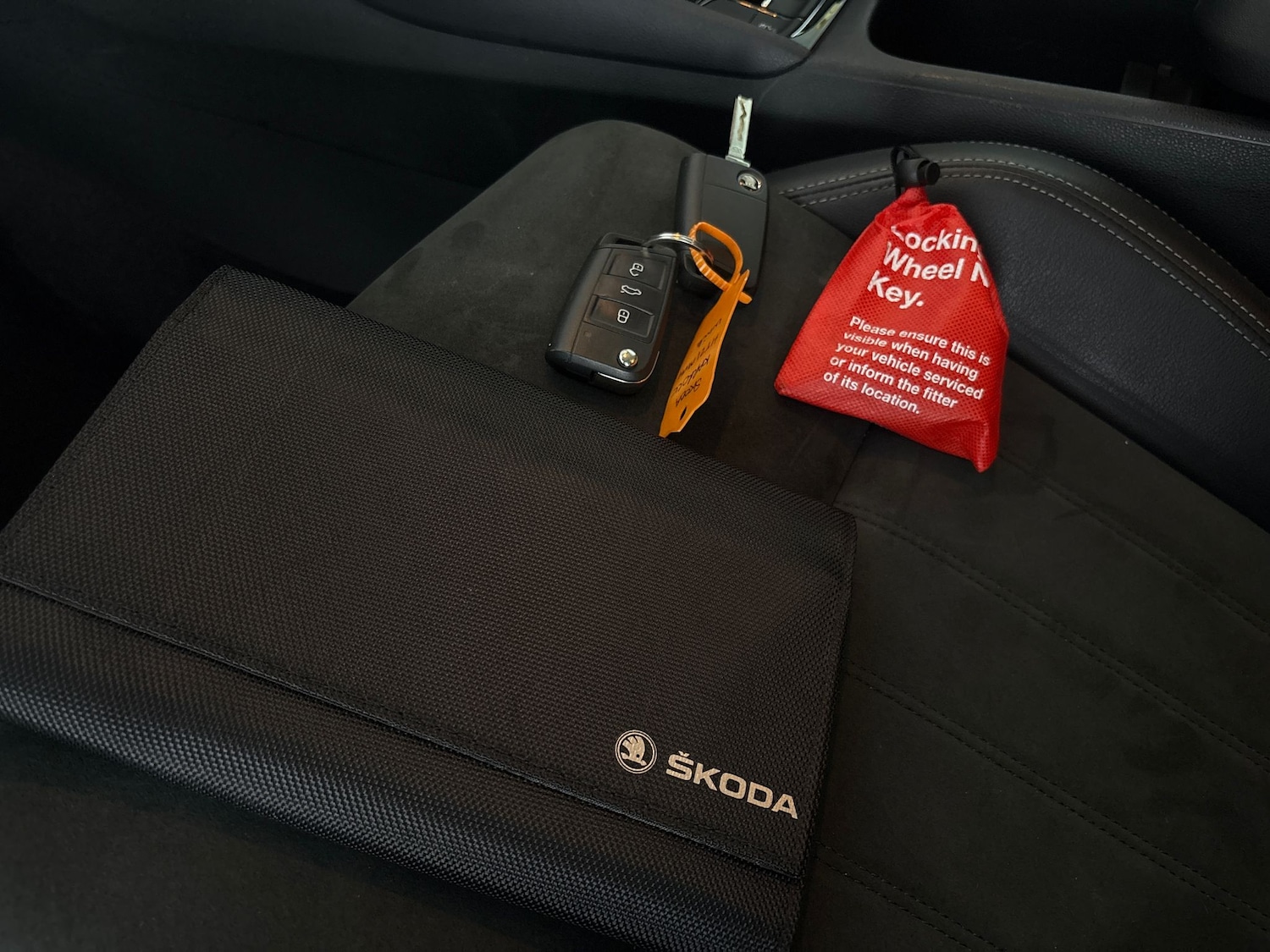 Used Skoda Karoq 2021 for sale - 76288417: Photo 44