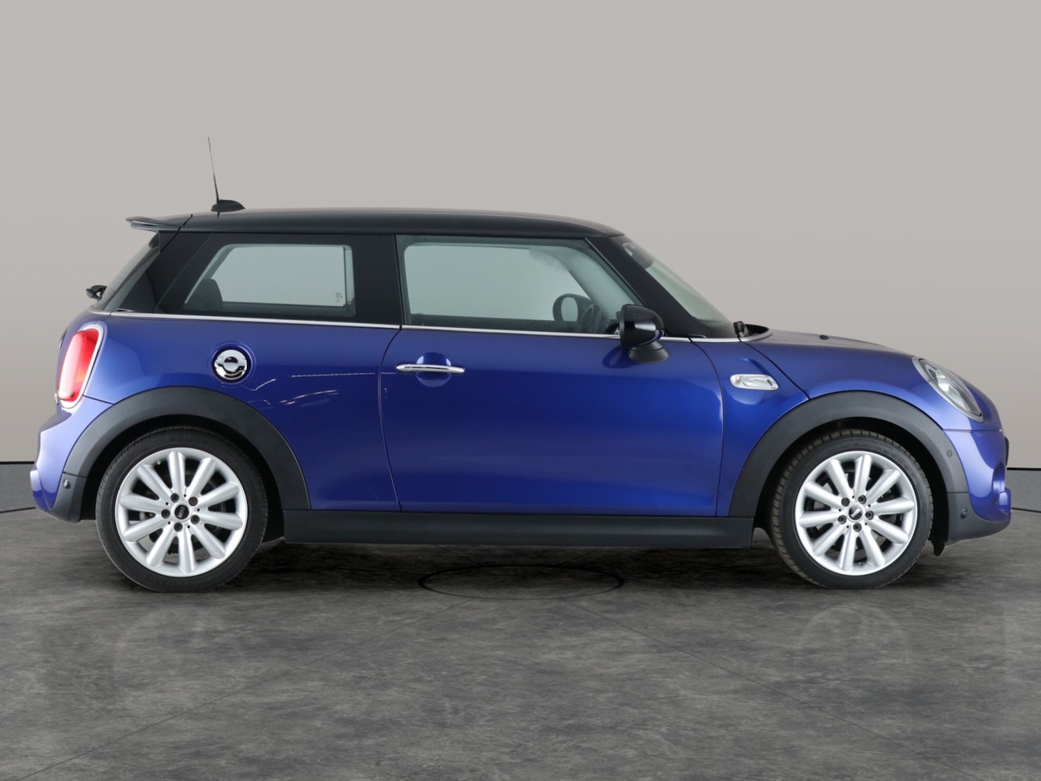 Used MINI Hatch 2019 for sale - 76480139: Photo 10