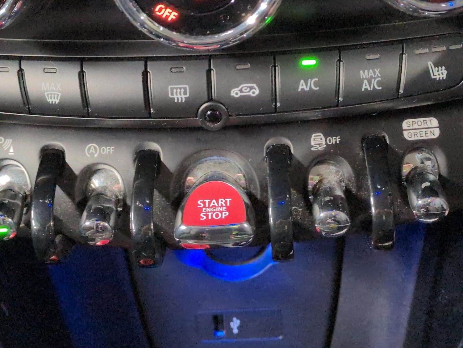 Used MINI Hatch 2019 for sale - 76480139: Photo 20