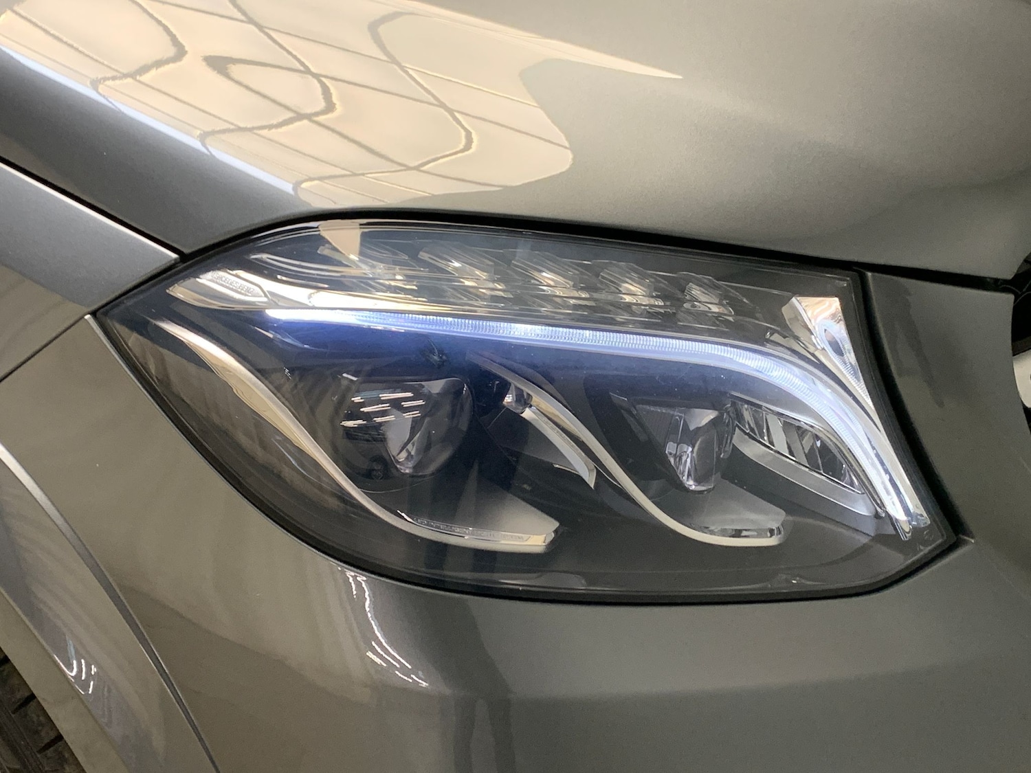 Used Mercedes-Benz GLS 2019 for sale - 76392127: Photo 32