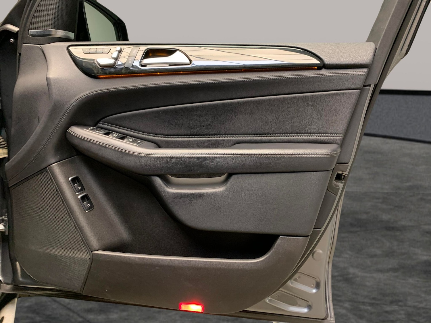 Used Mercedes-Benz GLS 2019 for sale - 76392127: Photo 43