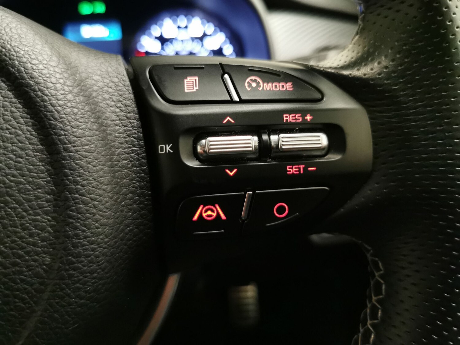 Used Kia Stonic 2023 for sale - 78149360: Photo 21