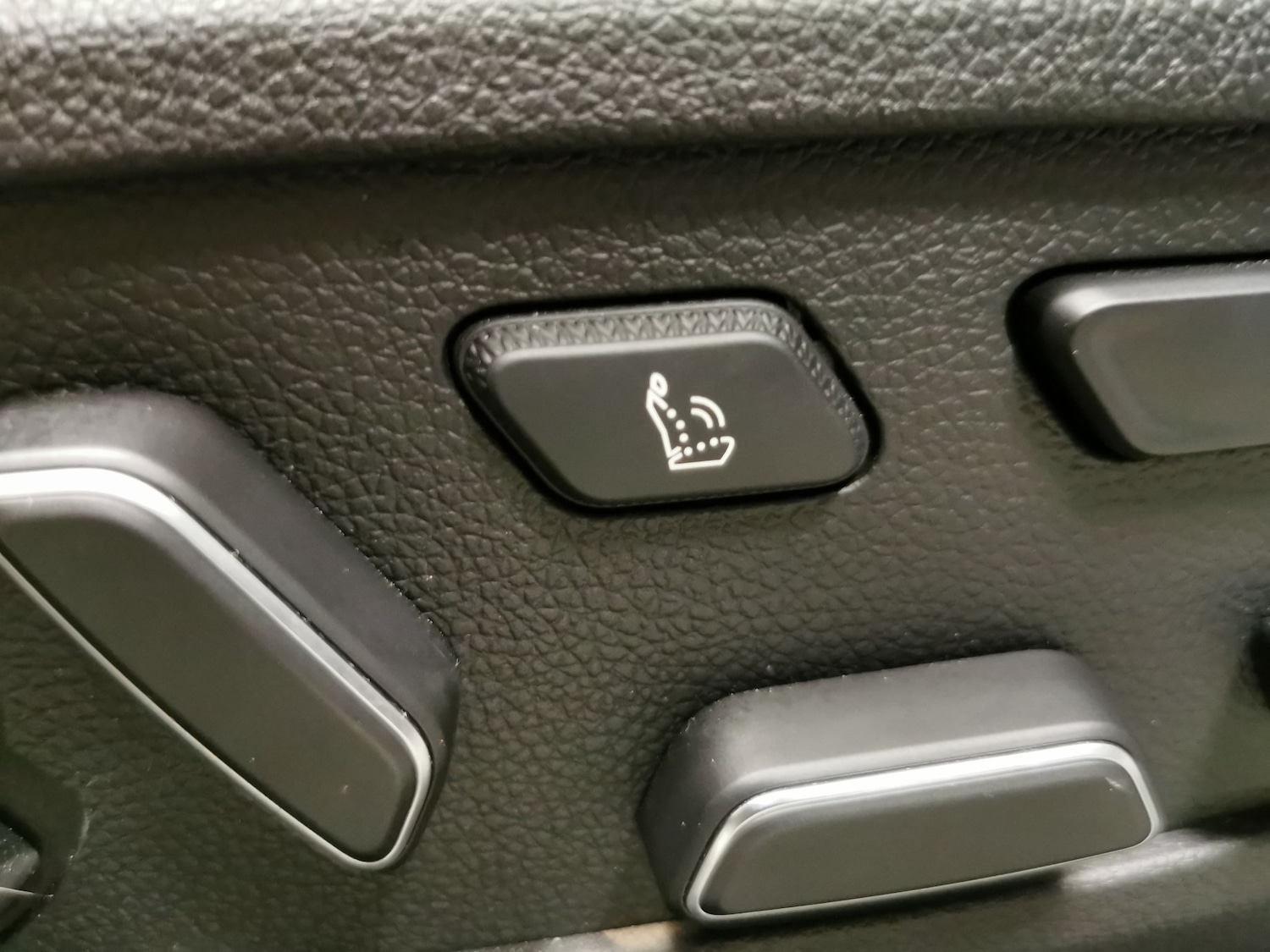 Used Genesis GV60 2024 for sale - 76668650: Photo 13