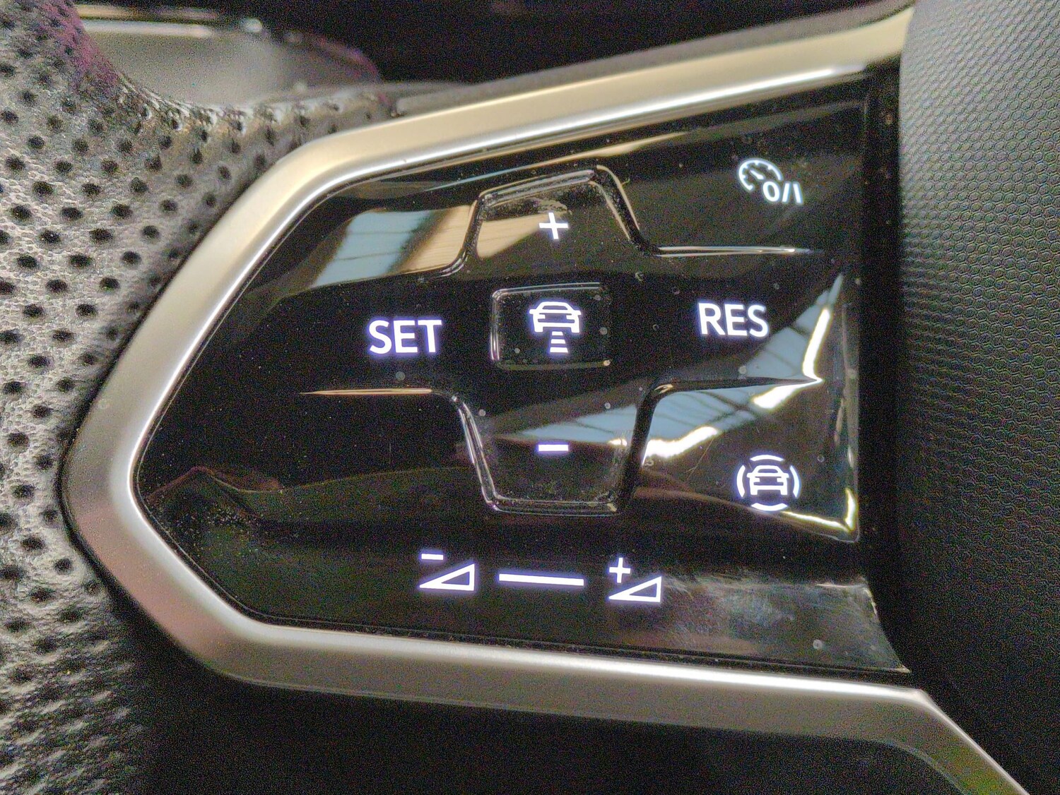 Used Volkswagen Golf for sale - 77360924: Photo 18