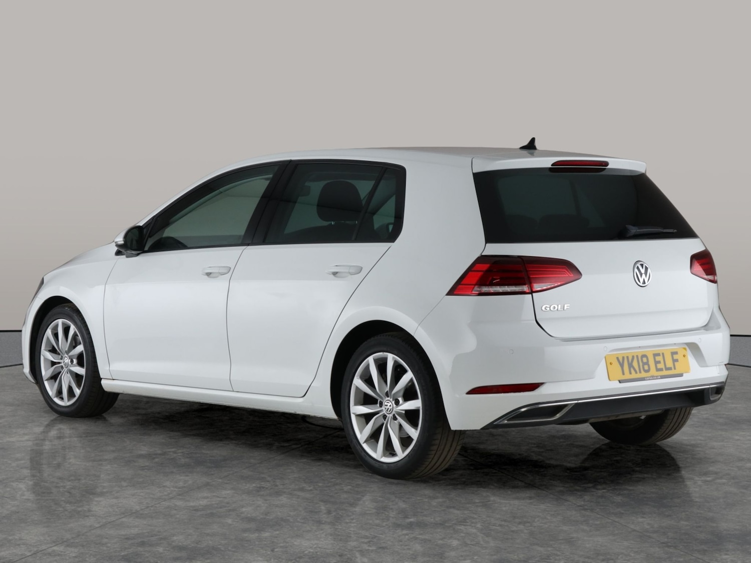 Used Volkswagen Golf 2018 for sale - 76319010: Photo 14