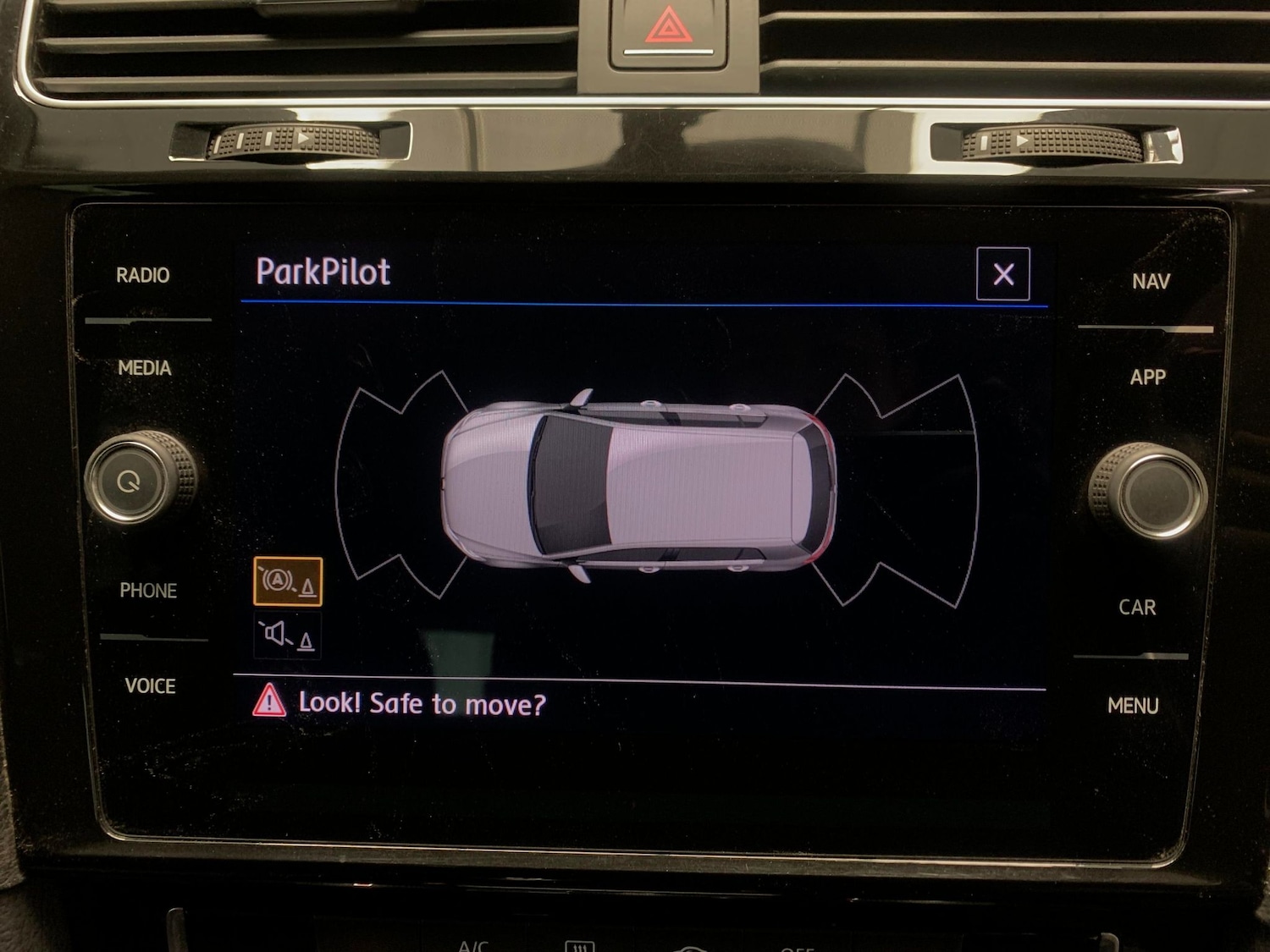 Used Volkswagen Golf 2018 for sale - 76319010: Photo 21