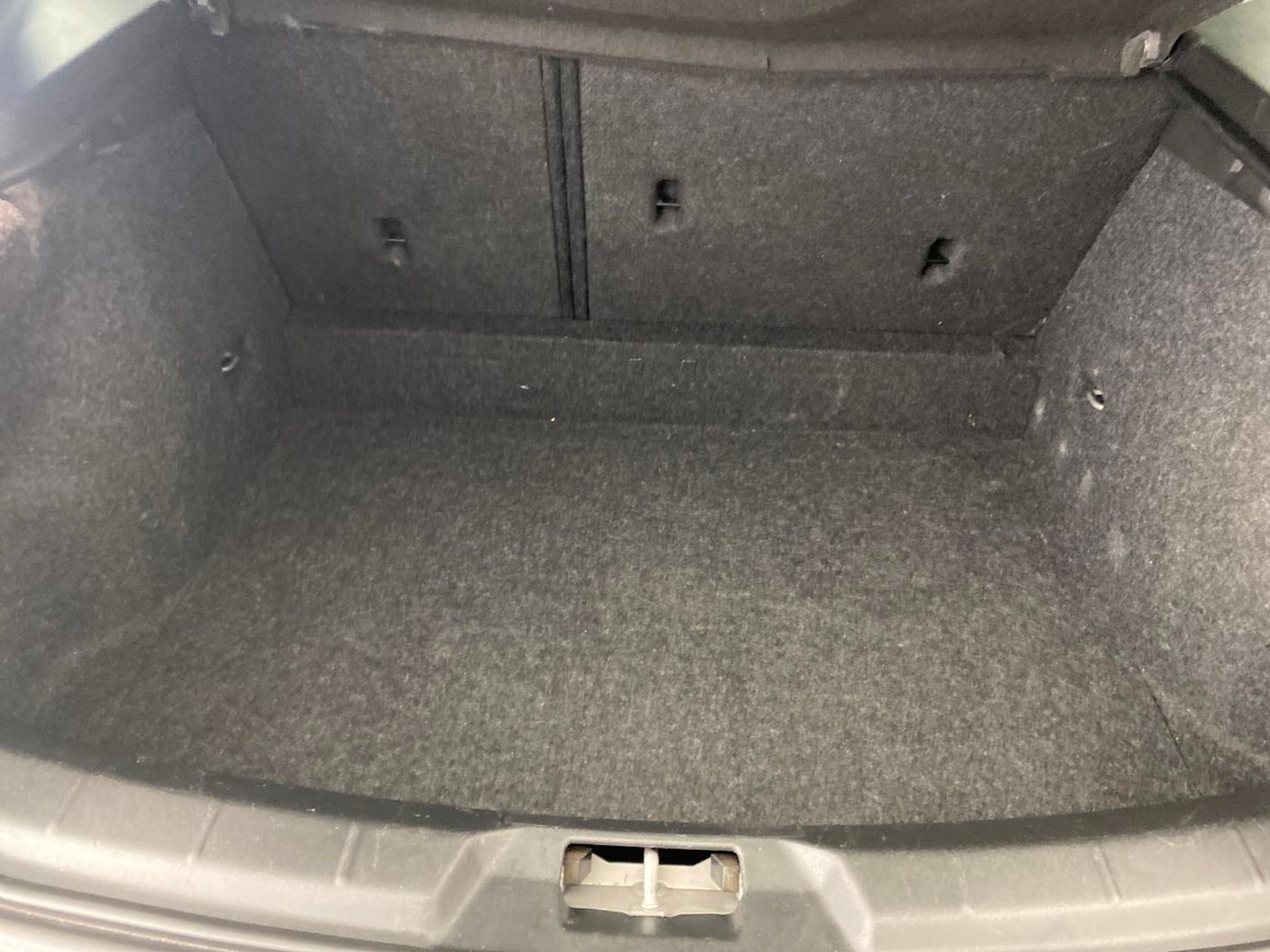 Used Volvo V40 2019 for sale - 77255947: Photo 7