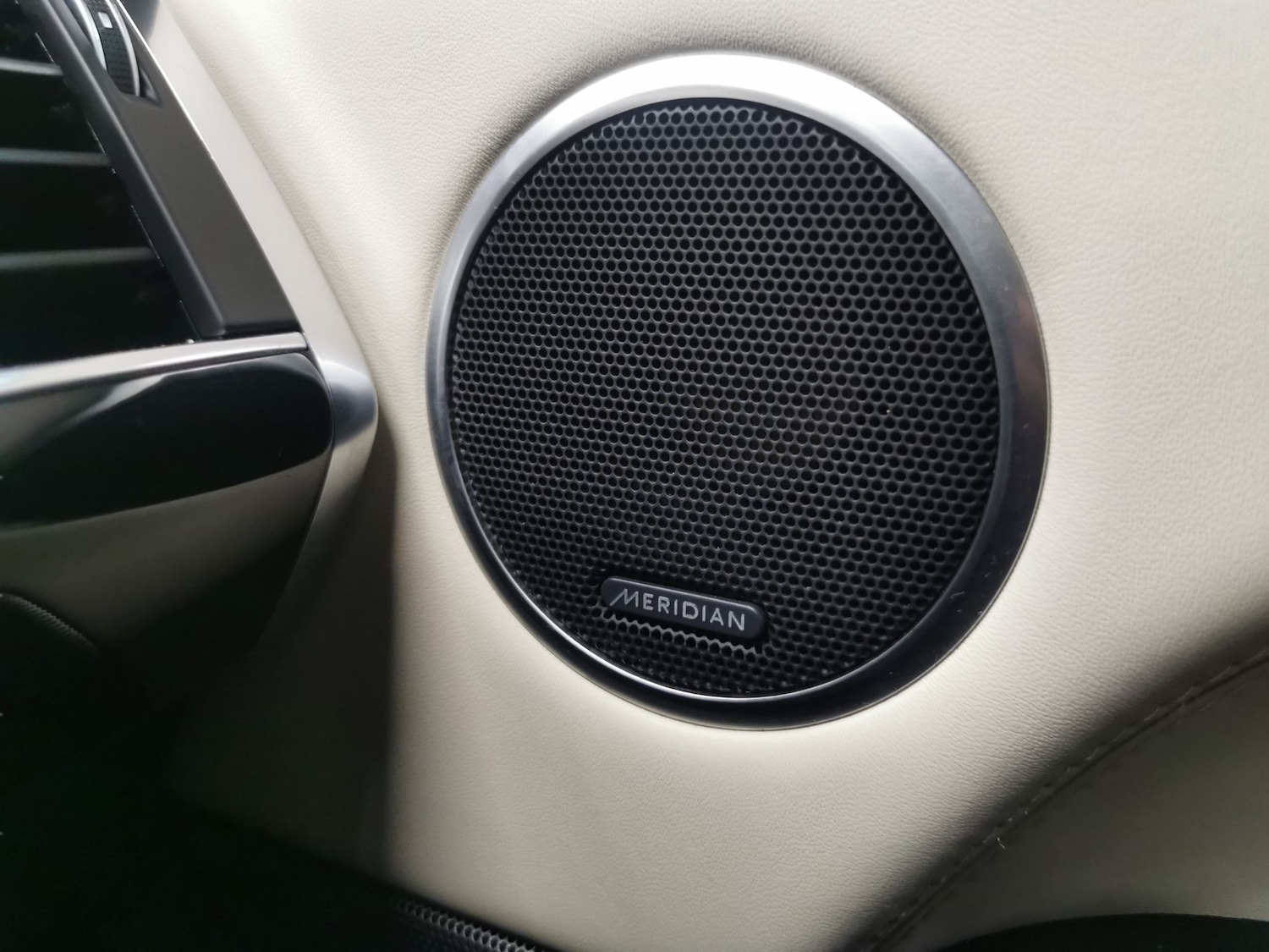 Used Land Rover Range Rover Sport 2017 for sale - 76650832: Photo 16