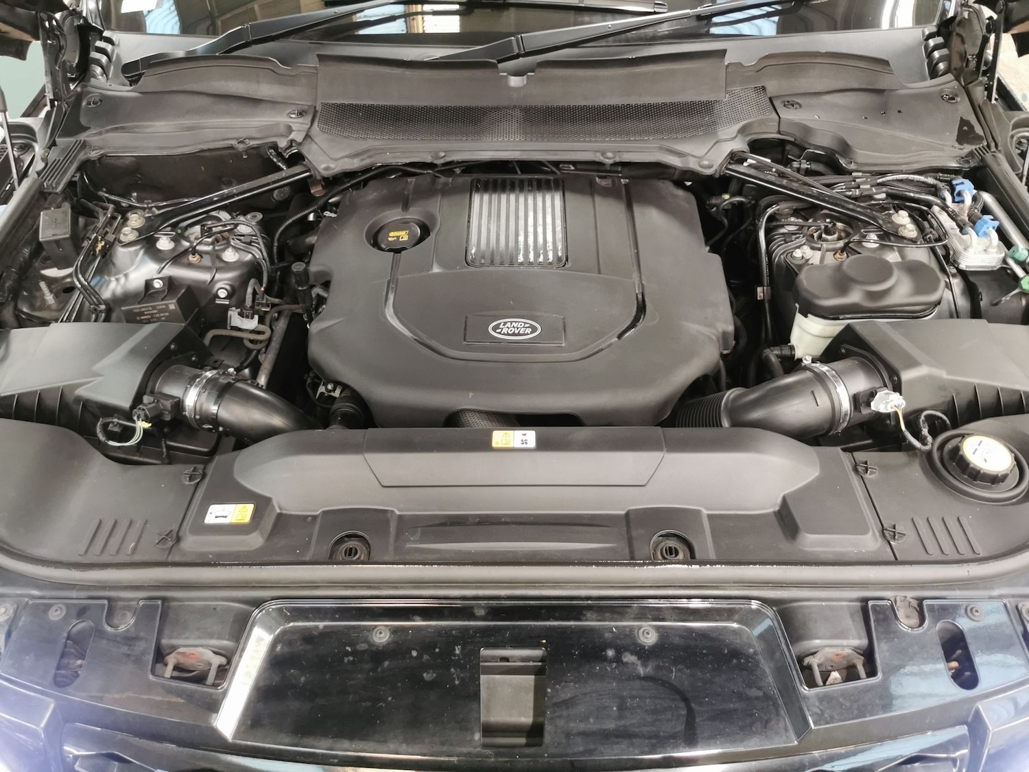 Used Land Rover Range Rover Sport 2017 for sale - 76650832: Photo 41