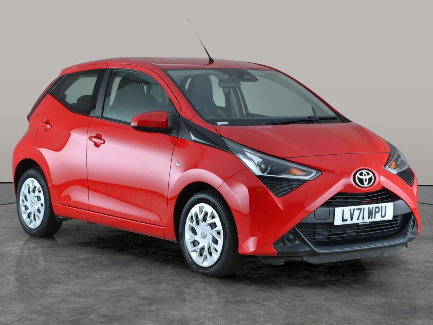 Used Toyota AYGO 2021 for sale - 78067904: Photo 8