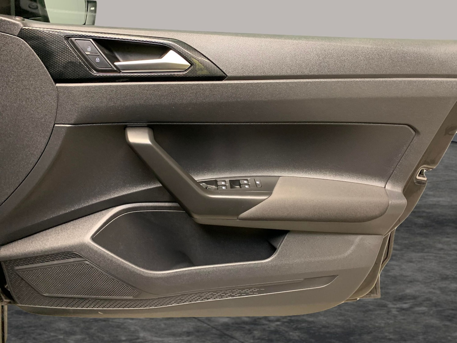 Used Volkswagen Polo 2022 for sale - 76115303: Photo 34