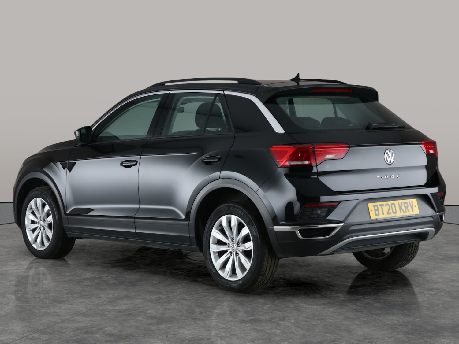 Used Volkswagen T-Roc 2020 for sale - 76475432: Photo 13