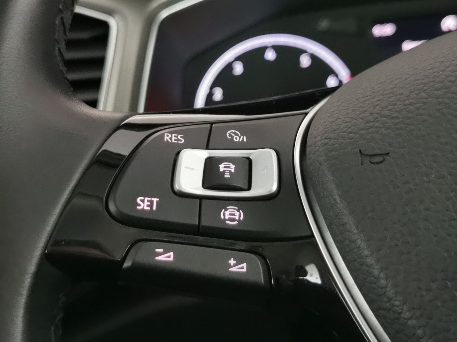 Used Volkswagen T-Roc 2020 for sale - 76475432: Photo 22