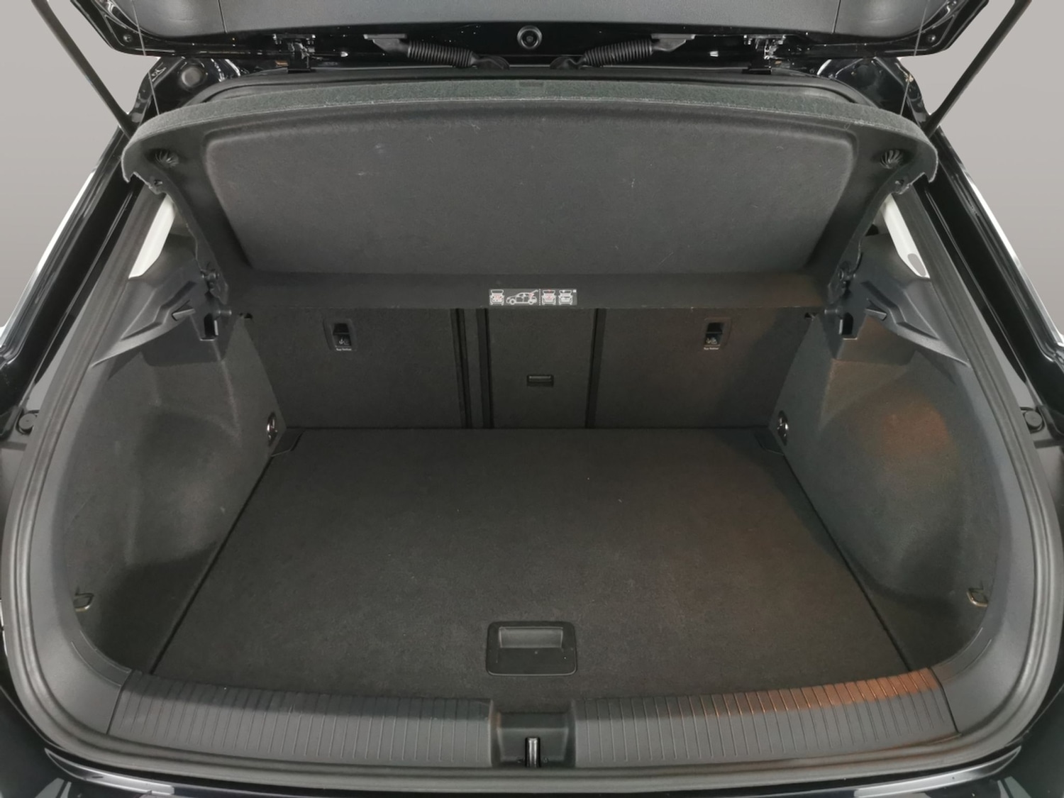 Used Volkswagen T-Roc 2020 for sale - 76475432: Photo 38