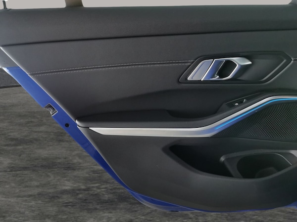 Used BMW 3 Series 2021 for sale - 76209845: Photo 37