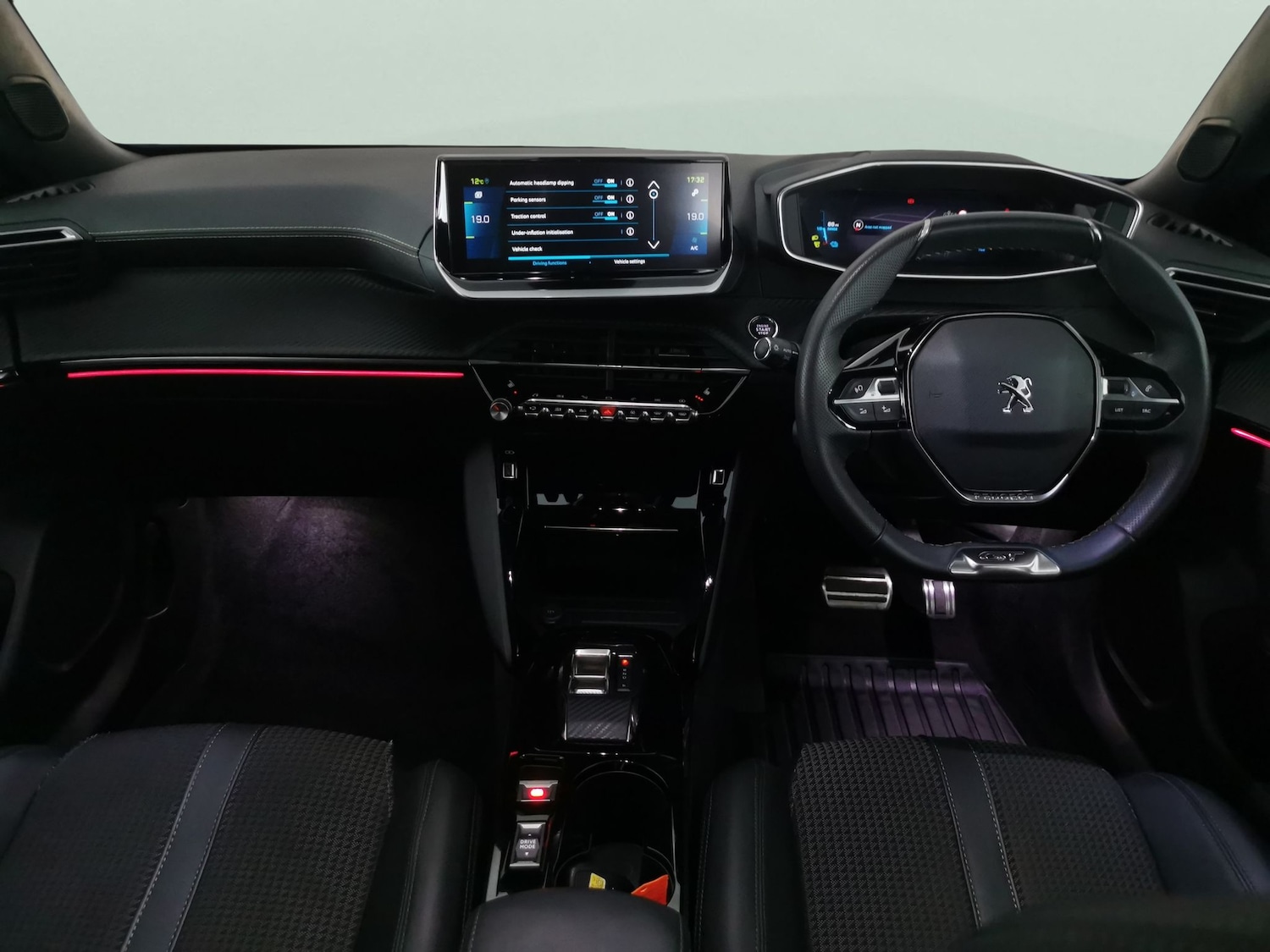 Used Peugeot 2008 2024 for sale - 76577950: Photo 6