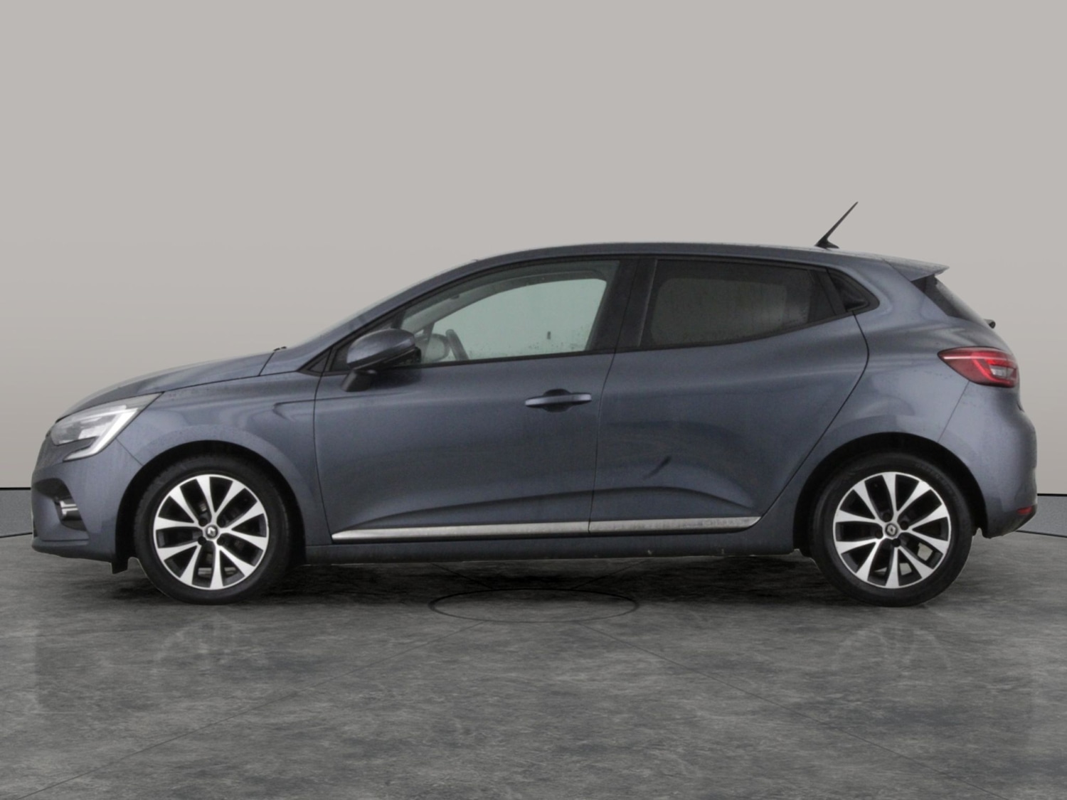 Used Renault Clio 2020 for sale - 77557081: Photo 12