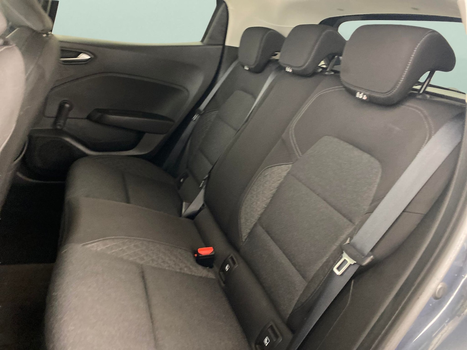 Used Renault Clio 2020 for sale - 77557081: Photo 21