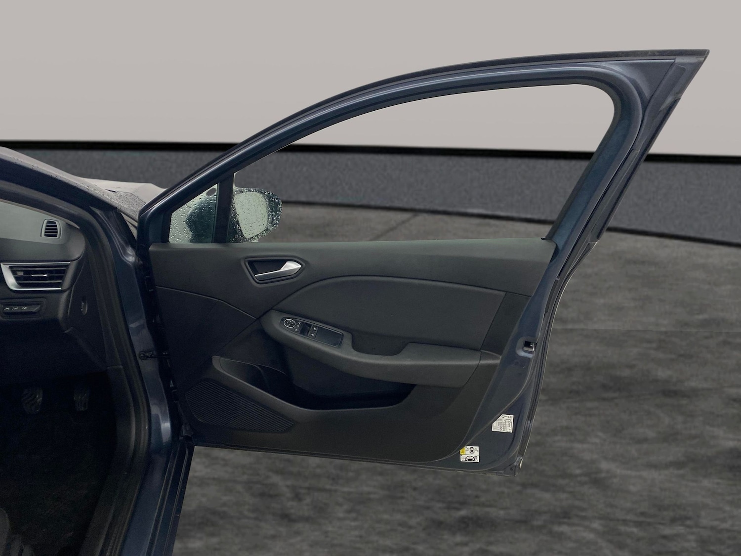 Used Renault Clio 2020 for sale - 77557081: Photo 23