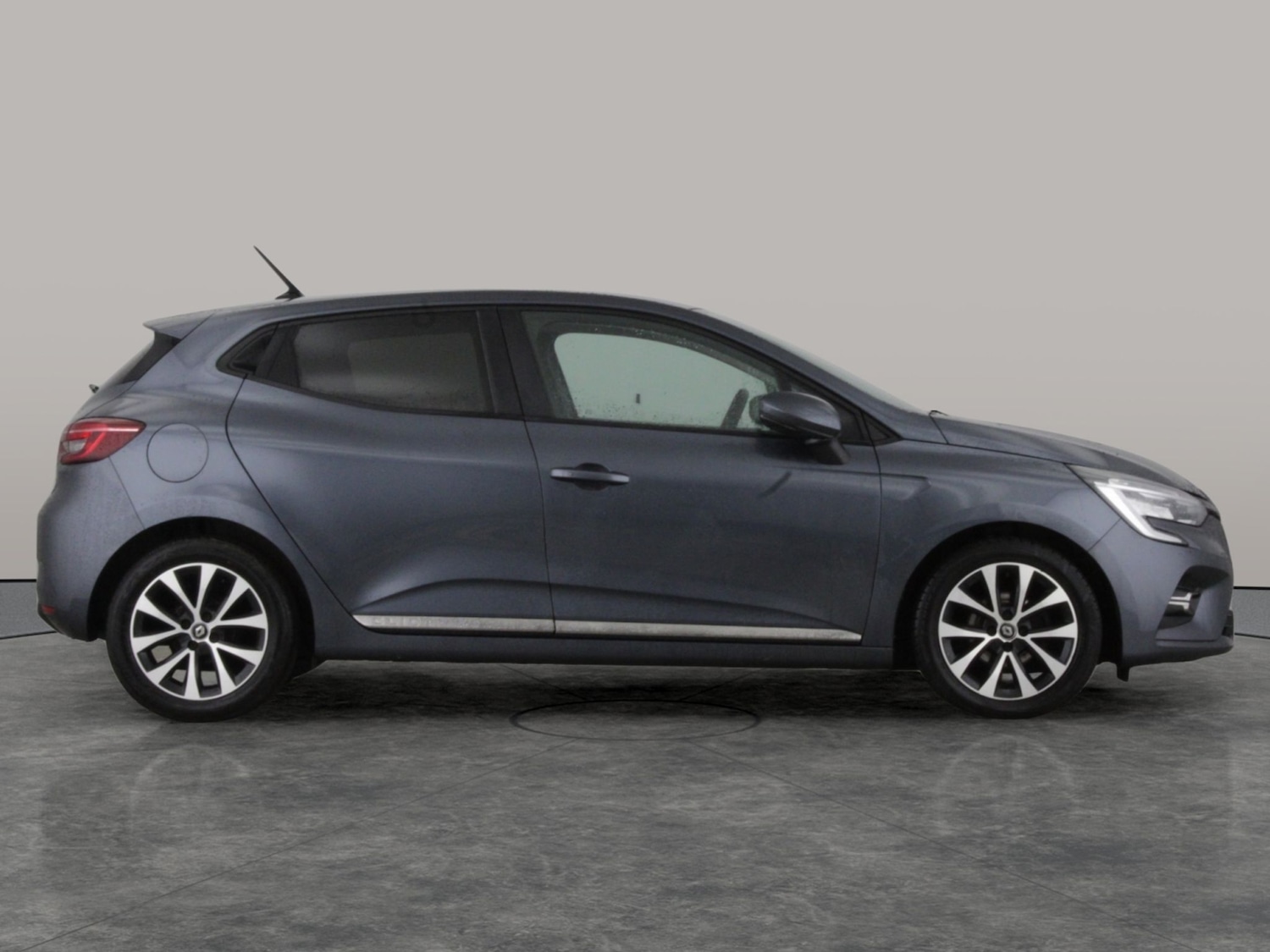 Used Renault Clio 2020 for sale - 77557081: Photo 8